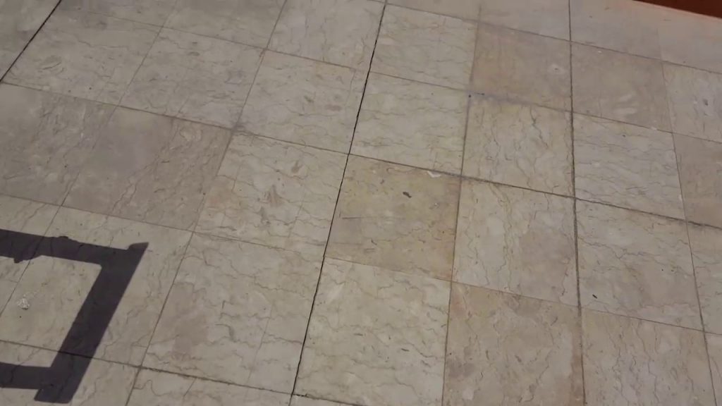 شركة الصفرات لجلي بلاط
